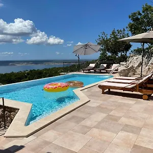  Ferienhaus Lovely In Kroatien
