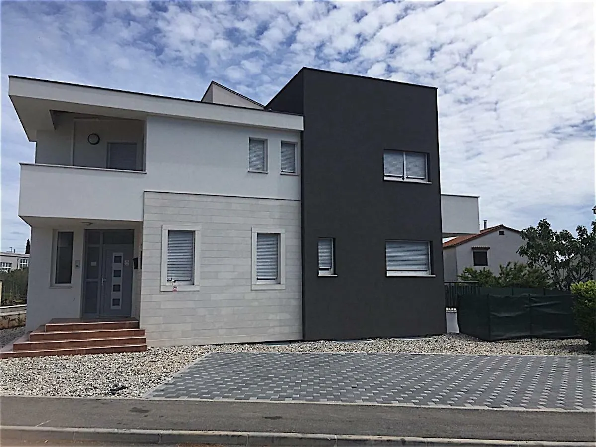 Apartments Peti Pula