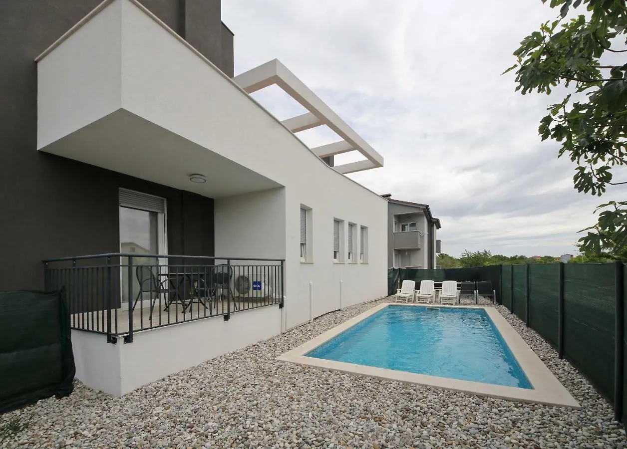 Apartments Peti Pula Croatia