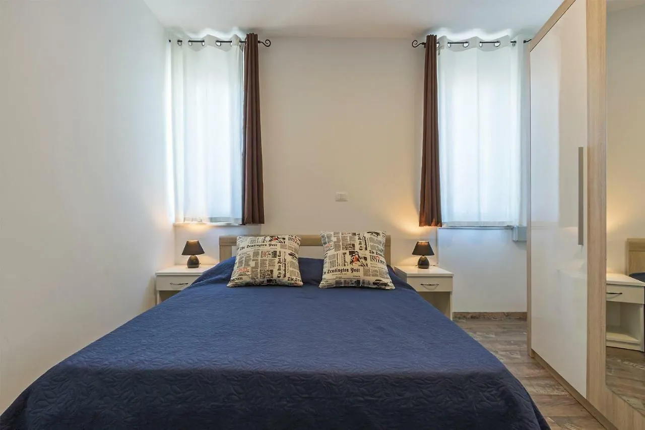 Apartments Peti Pula Croatia